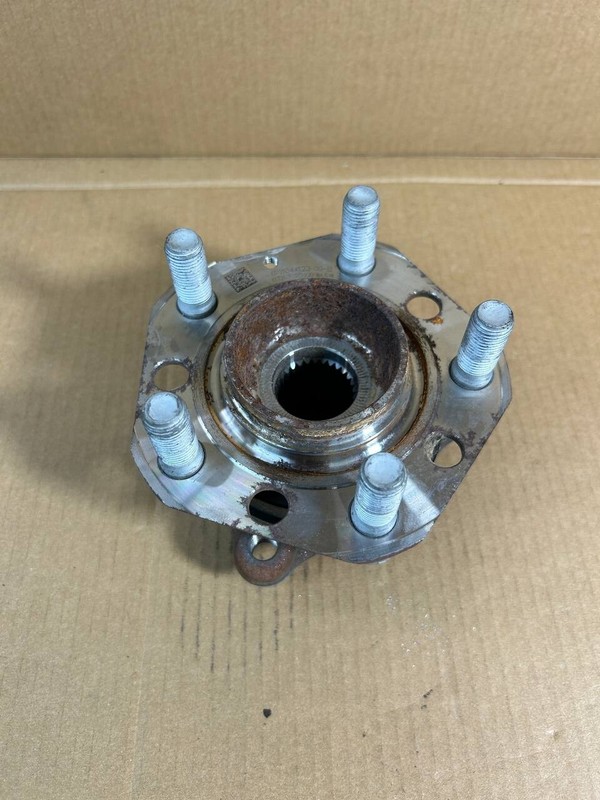 ✅2017-2023 Tesla Model 3/Y Rear left or right wheel bearing hub OEM1044123-00B