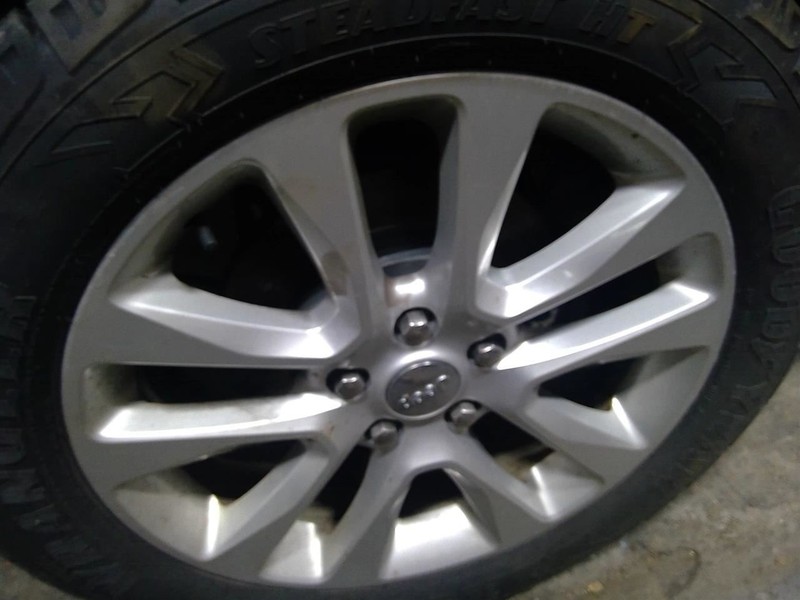 Rim Wheel 20x8 5 V Spoke Painted Silver Fits 17-20 GRAND CHEROKEE 1723787