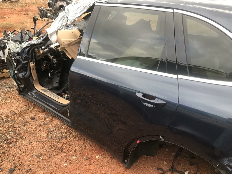 11 12 13 14 15 16 17 18 PORSCHE CAYENNE REAR LEFT DRIVER LH DOOR ASSEMBLY OEM