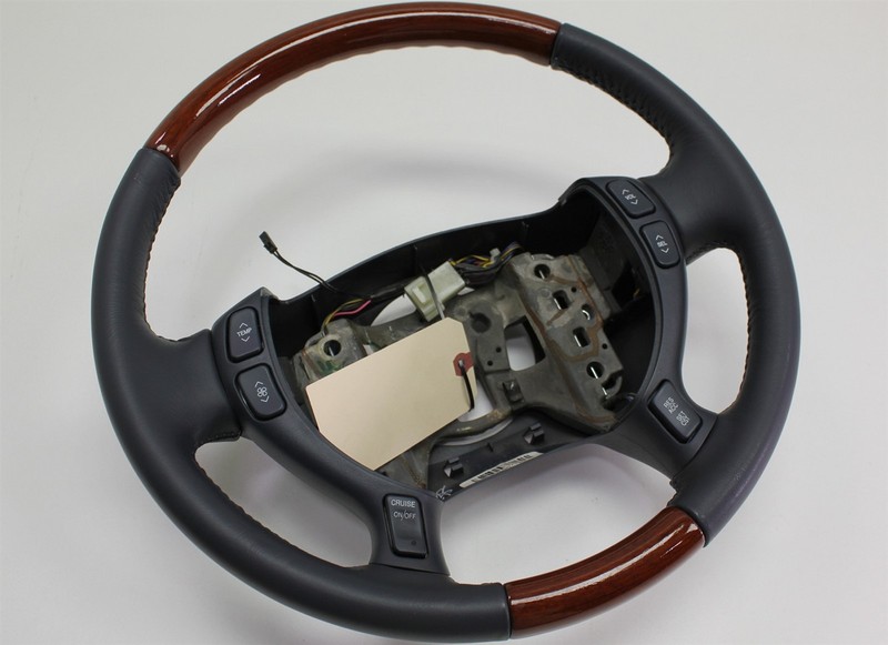 00-01 Cadillac Deville Seville Tuxedo Leather Steering Wheel 16867102 NOS OEM
