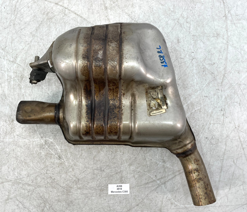 ✅ 15-18 OEM Mercedes C300 A205 W205 2.0L Rear Left Driver Side Exhaust Muffler