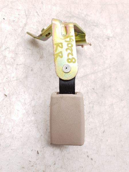 1999 LEXUS ES300 PASSENGER SIDE REAR SEAT BELT BUCKLE ASSEMBLY