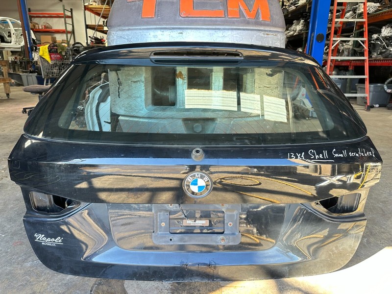 13-15 BMW X1 E84 REAR TRUNK LID HATCH LIFT GATE GLASS ASSEMBLY OEM