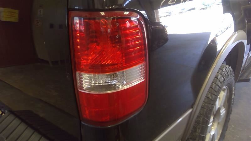 Passenger Tail Light Styleside Fits 04-08 FORD F150 PICKUP 3261349