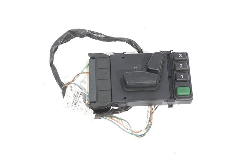 2002 - 2005 MERCEDES BENZ ML320 W163 FRONT RIGHT PASSENGER SIDE SEAT SWITCH OEM