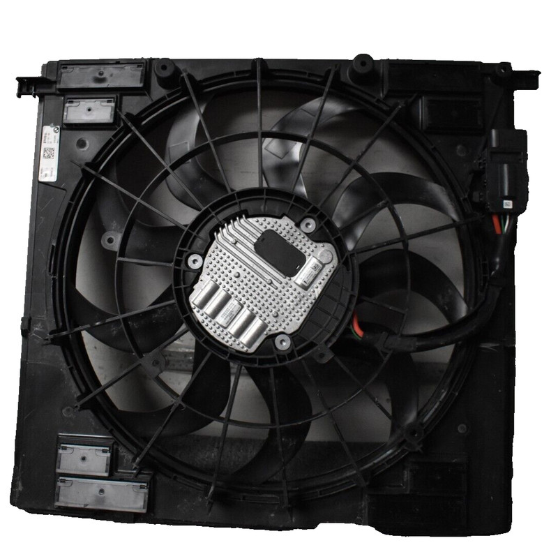 BMW X4 RADIATOR FAN FACTORY OEM