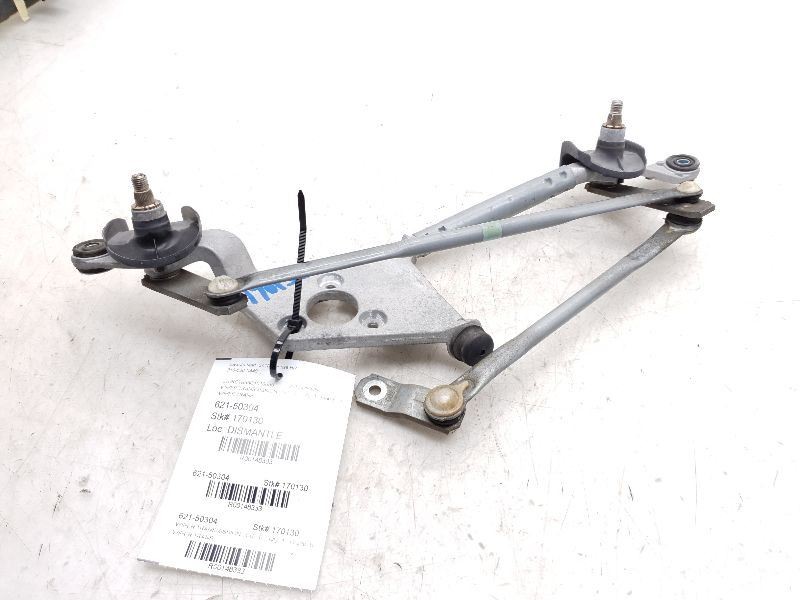 12-16 TOYOTA PRIUS C TWO WINDSHIELD WIPER TRANSMISSION