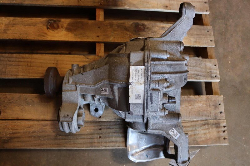 2019 PORSCHE CAYENNE 3.0L REAR DIFFERENTIAL W/O ELECTRONIC LOCKING DIFF OEM