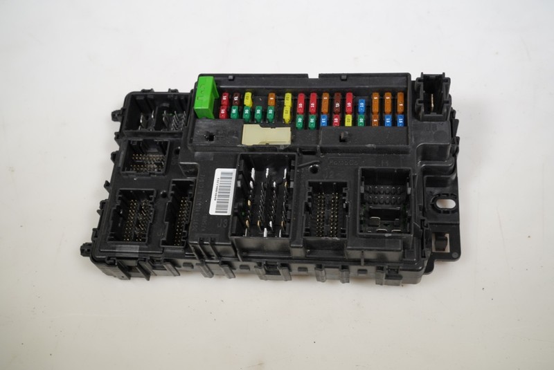 2014-2016 Ford Fusion Fuse Box Relay Power Distribution Block DG9T-14B476-B OEM