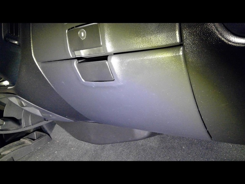 SIERRA 2014-2017 Lower Glove Box 1667482