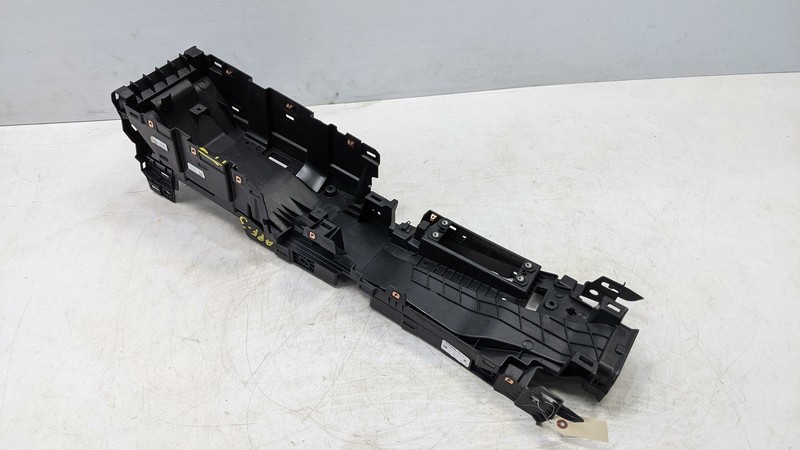 Center Console Base Frame Support Bracket 2020 Cadillac CT5 84649708 2021-2023