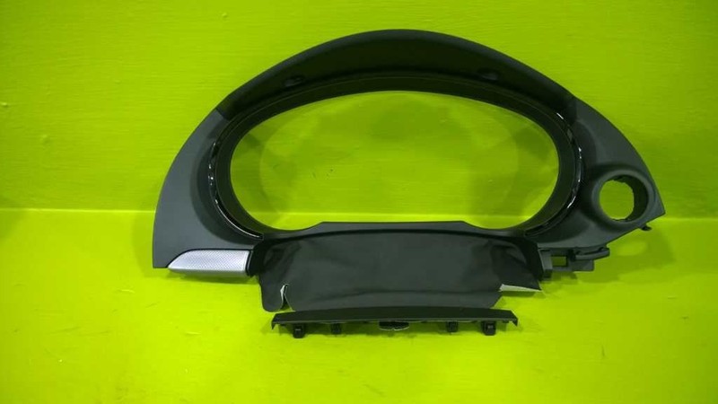 21 22 CX-9 SPEEDOMETER CLUSTER BEZEL OEM 3476-30