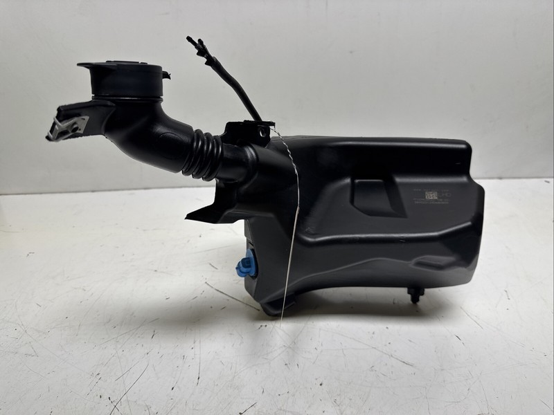 17-22 TESLA MODEL 3 WINDSHIELD WIPER WASHER RESERVOIR TANK 1096062-00-H 8139 M22
