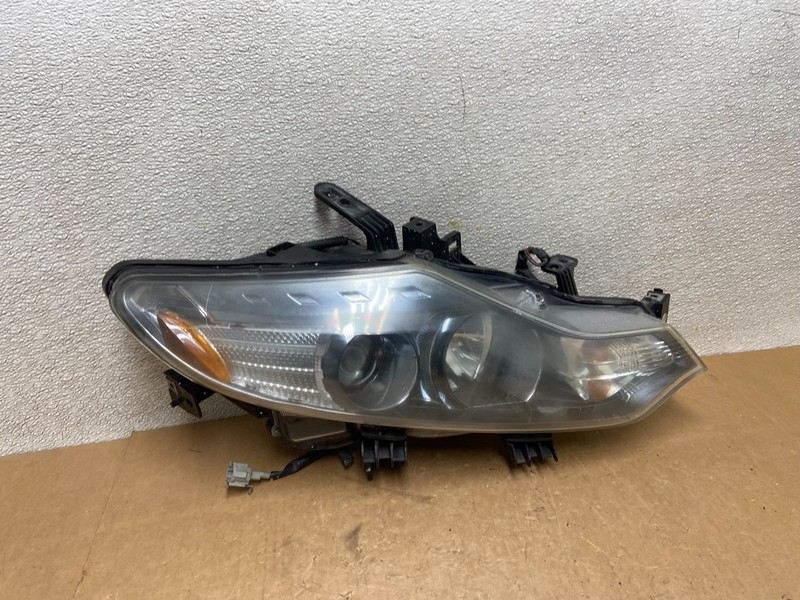 2011 to 2014 Nissan Murano Headlight Right Passenger Rh Oem Halogen Z7606 DW