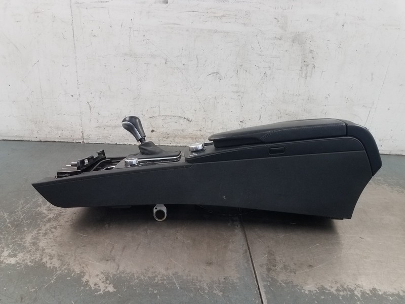 2012 Mercedes Benz AMG C 63 Center Console Shifter Controls #0967 G4
