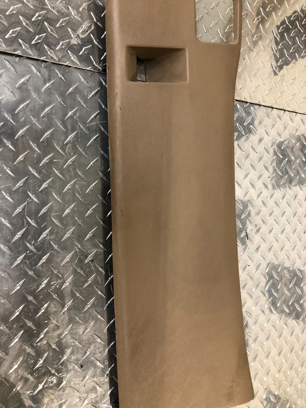 1994-1996 Buick Roadmaster Lower Dash Knee Pad Bolster Panel Beige Oem