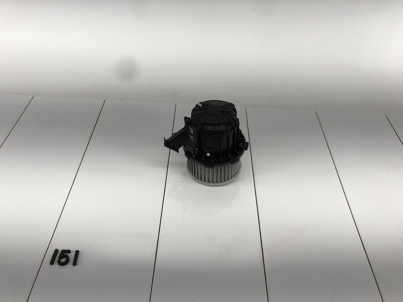 13-17 AUDI Q5 DASH DASHBOARD HVAC AIR VENT BLOWER FAN MOTOR OEM