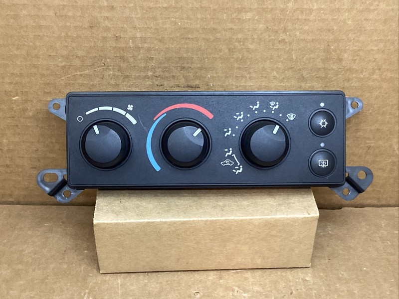 06-08 Dodge Ram Temp Temperature Climate Control Switches Dials P55057079AB
