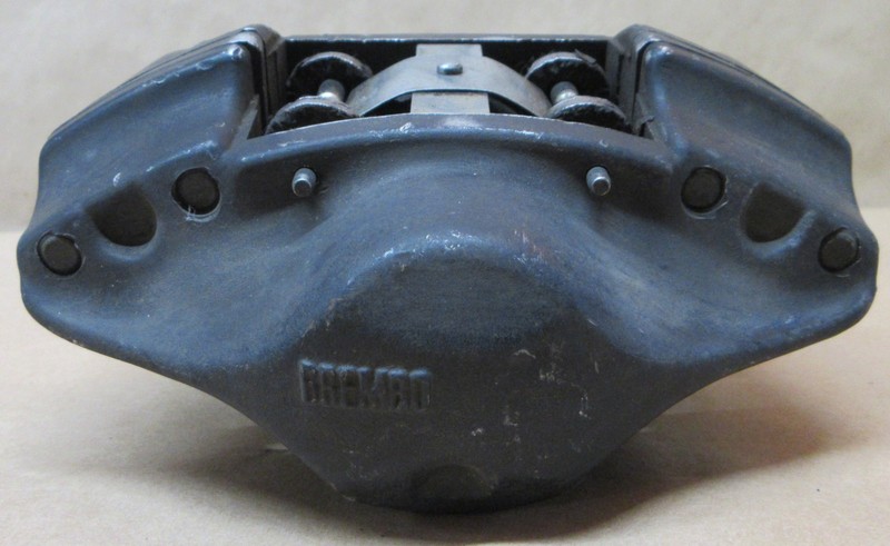 USED OEM ALFA ROMEO MILANO AND GTV6 VINTAGE BREMBO CALIPER - RIGHT BLEEDER