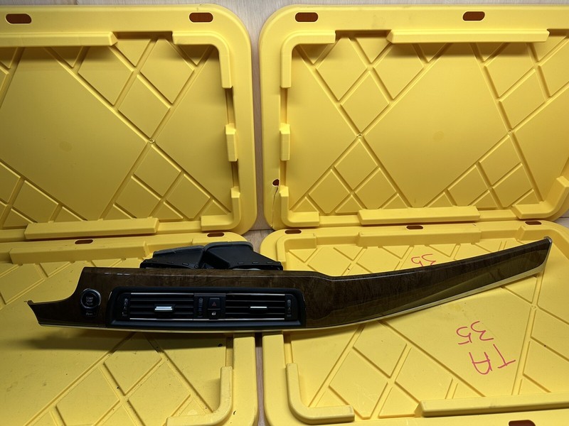 2013 BMW 5 F10 520 D XDRIVE492013613 49209136 AERATOR