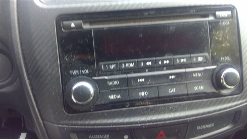 OUTLAN SP 2015 Audio Equipment Radio 1429191