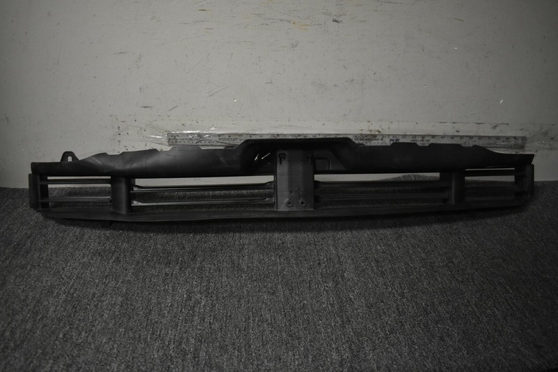 BMW X5 LOWER LOUVER FACTORY OEM
