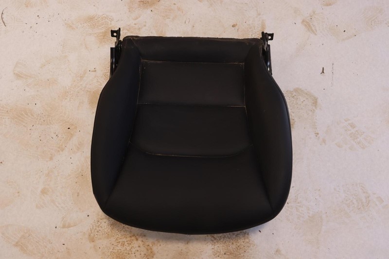 2020-2023 TESLA MODEL Y FRONT LEFT DRIVER SEAT LOWER CUSHION PAD LEATHER OEM