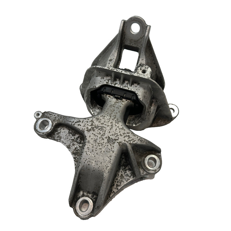 2018 - 2022 HONDA ACCORD 1.5L FWD AT TRANSMISSION MOUNT SUPPORT BRACKET OEM