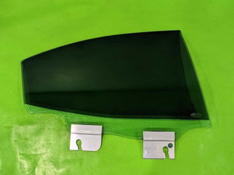14-22 GHIBLI PASSENGER RIGHT REAR WINDOW DOOR GLASS OEM 4519-263