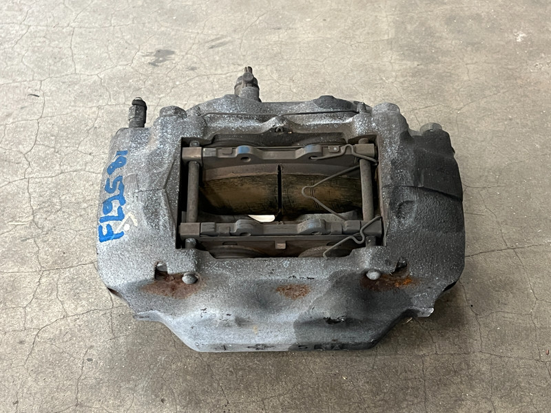 ⭐2003-2007 LEXUS LX470 AWD FRONT LEFT DRIVERS BRAKE CALIPER 126K OEM LOT2581
