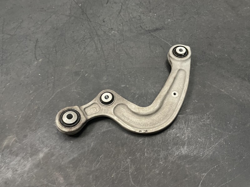 Rear Left Forward Upper Control Arm 2019 Audi S5 Coupe 8W0505323F 2018 2020-2023
