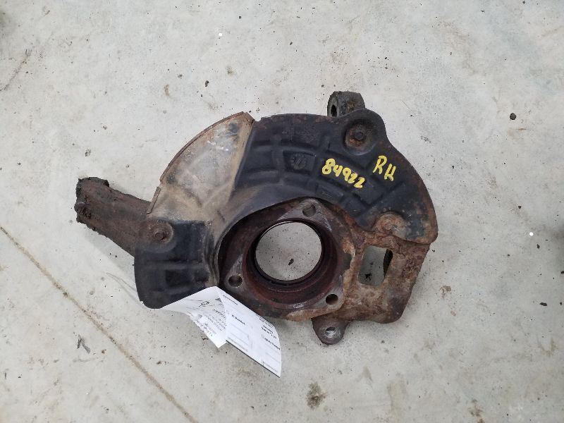 Passenger Front Spindle/Knuckle Knuckle Fits 97-99 FORD F250 PICKUP 195162