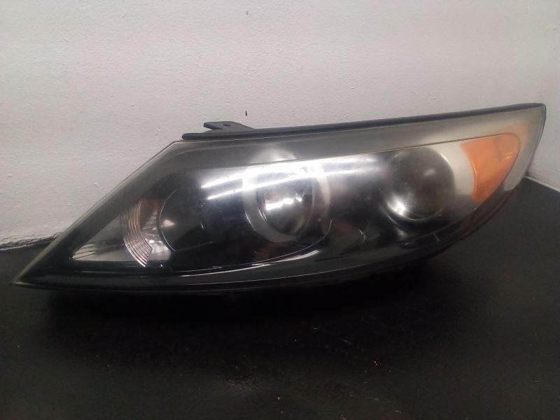 13-16 Kia Sportage Left Driver Halogen Headlamp OEM 92101-3W720