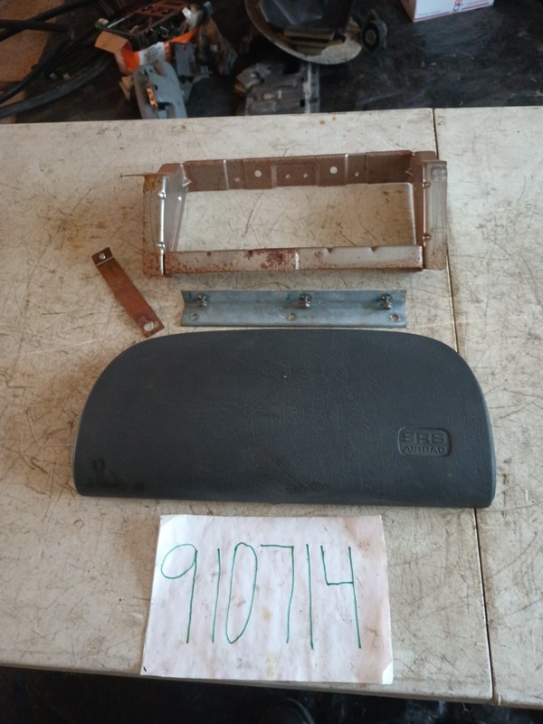 98-05 Mercedes W163 ML320 ML500 Right SideDash Trim Panel Cover Assembly