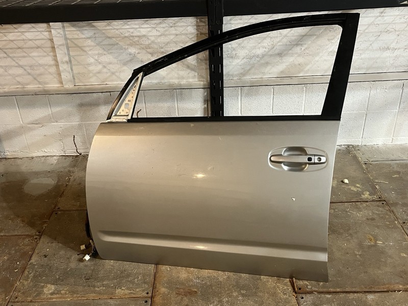 2007 Toyota Prius Front Left Driver Side Door Panel Body Silver