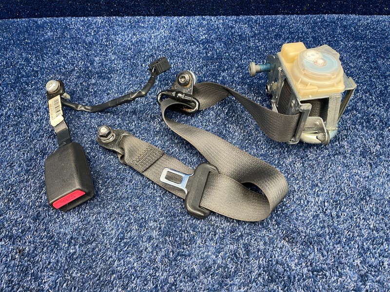 2006-2010 Pontiac Solstice Saturn Sky Front Right Seat Belt OEM