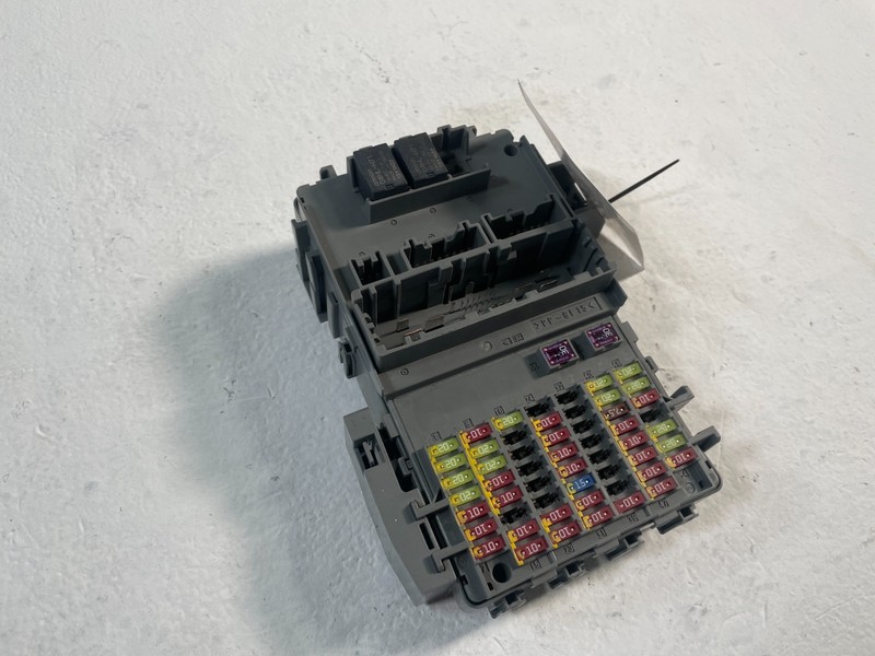 2023-2025 ACURA INTEGRA CABIN FUSE RELAY DASH JUNCTION BOX MODULE # 106703