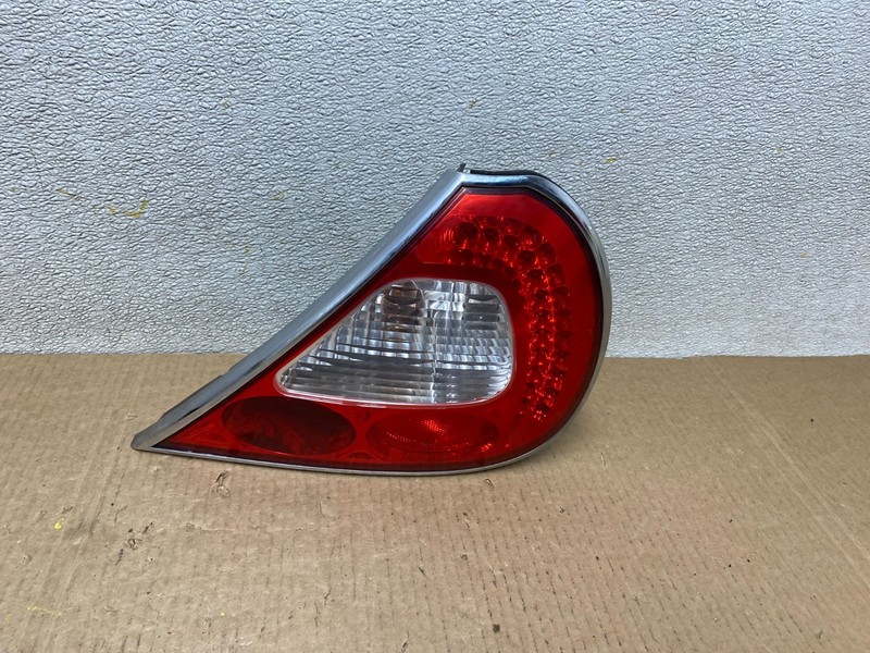 2008 to 2009 Jaguar XJ8 Right Passenger RH Side Tail Light OEM W5113 DW