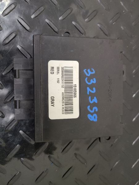 03-06 Cadillac Escalade Rear A/C HVAC Control Module OEM 15185966