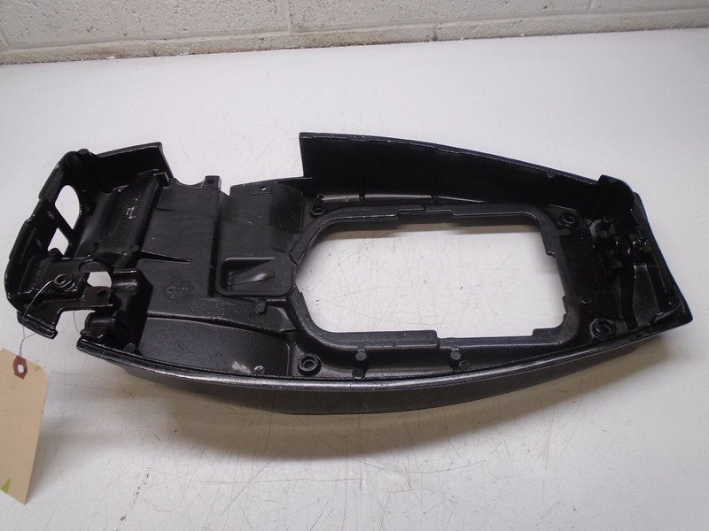 Q1 Mercury Mariner 18 20 25 HP Lower Pan Bottom Cowling 2193-9682A 81988-1994
