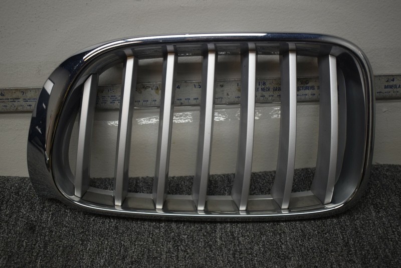 2011-2014 BMW X3 LEFT SIDE FRONT BUMPER GRILLE FACTORY OEM