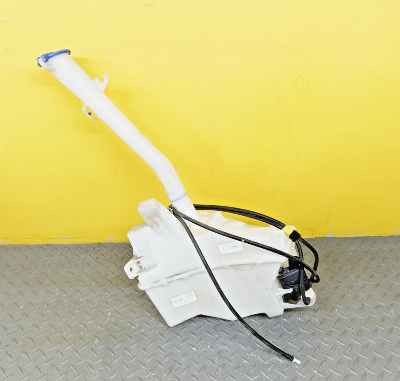 2022-2024 HYUNDAI TUCSON WINDSCREEN WASHER FLUID RESERVOIR BOTTLE OEM 98610CW100