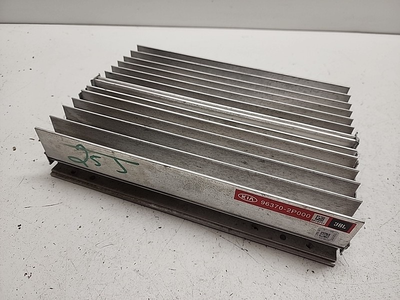 963702P000 | 11 12 13 Kia Sorento JBL Audio Amplifier Assembly OEM