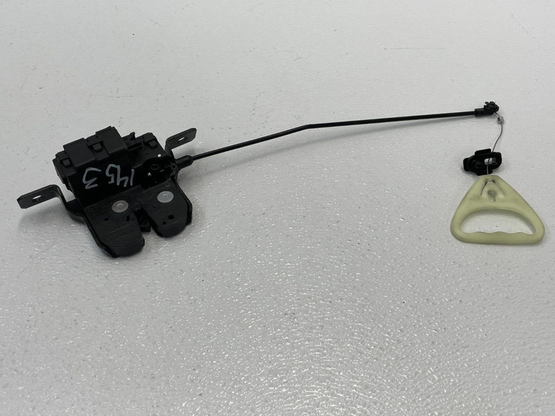 16 17 18 BMW F87 M2 Rear Trunk Lid Lock Latch Actuator Unit 1453 OEM