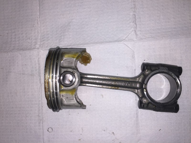 Yamaha Vector Nytro 3 cylinder piston and rod PERFECT! 2007 model