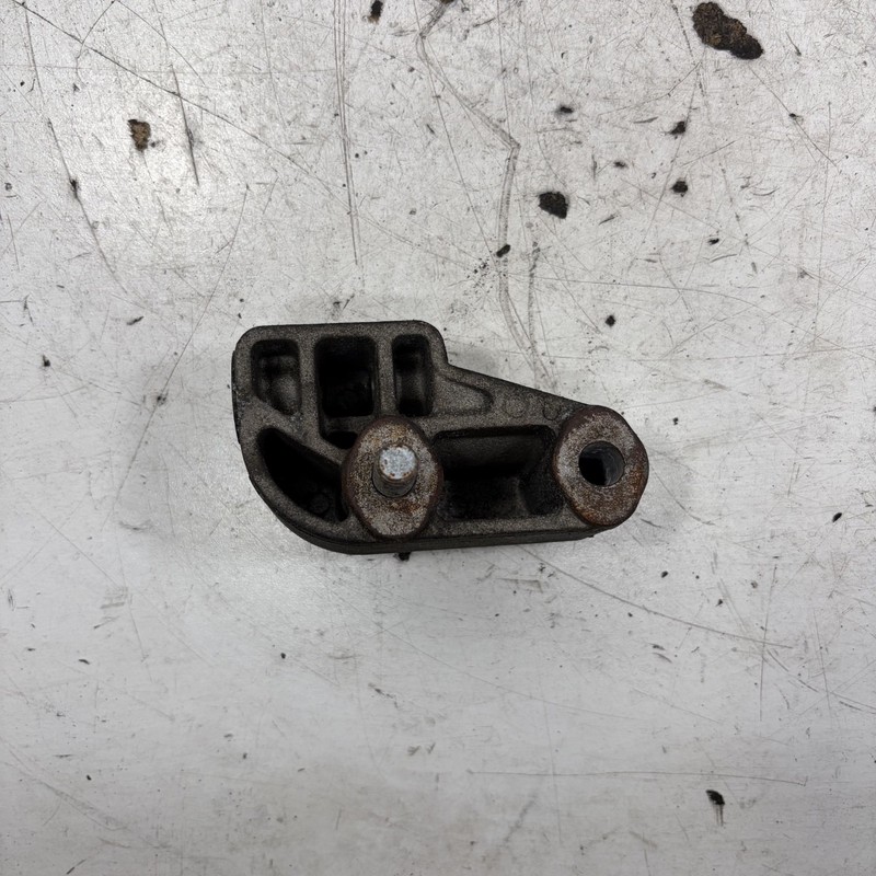 98 Isuzu Rodeo Amigo 2.2 Alternator Support Bracket X22SE OEM