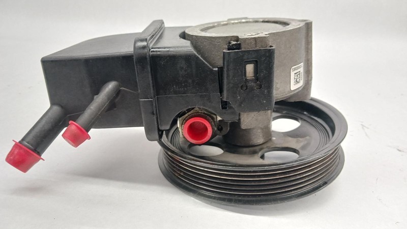 18-'24 GMC SAVANA 3500 VAN Steering Pump 6.6L 86k miles OEM 1 Year Warranty!
