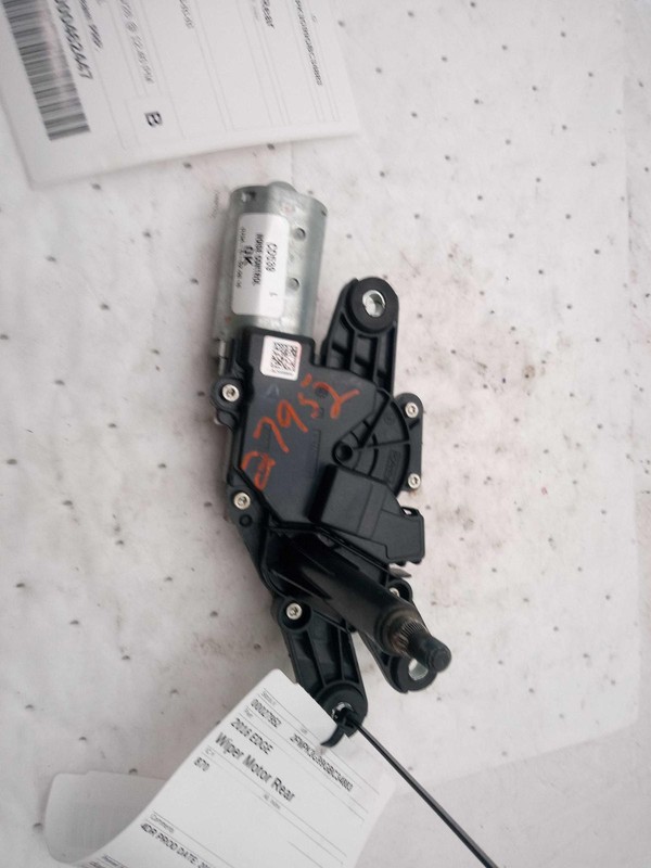 Used Back Glass Wiper Motor fits: 2016 Ford EdgeGrade B