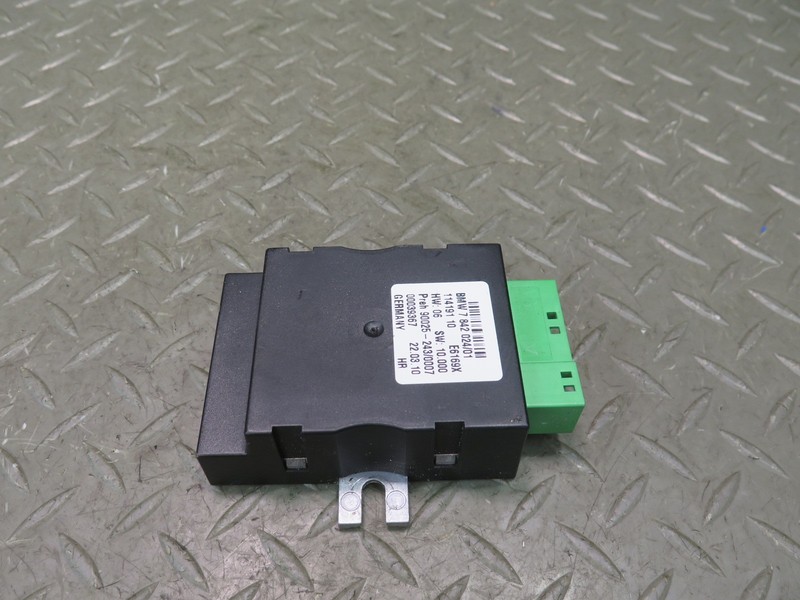 2008-2013 BMW E90 E92 E93 M3 FUEL PUMP CONTROL MODULE UNIT