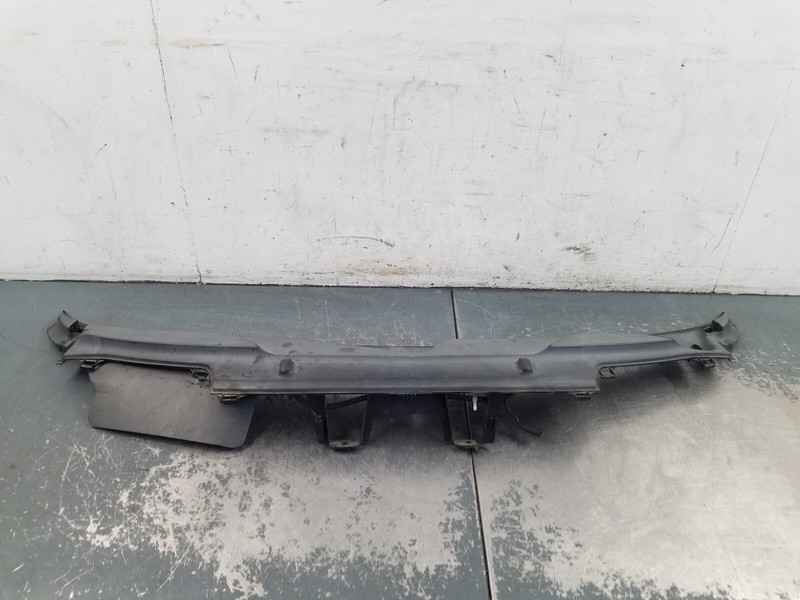 2008 Porsche Cayman S 987 Windshield Cowl #3197 A4
